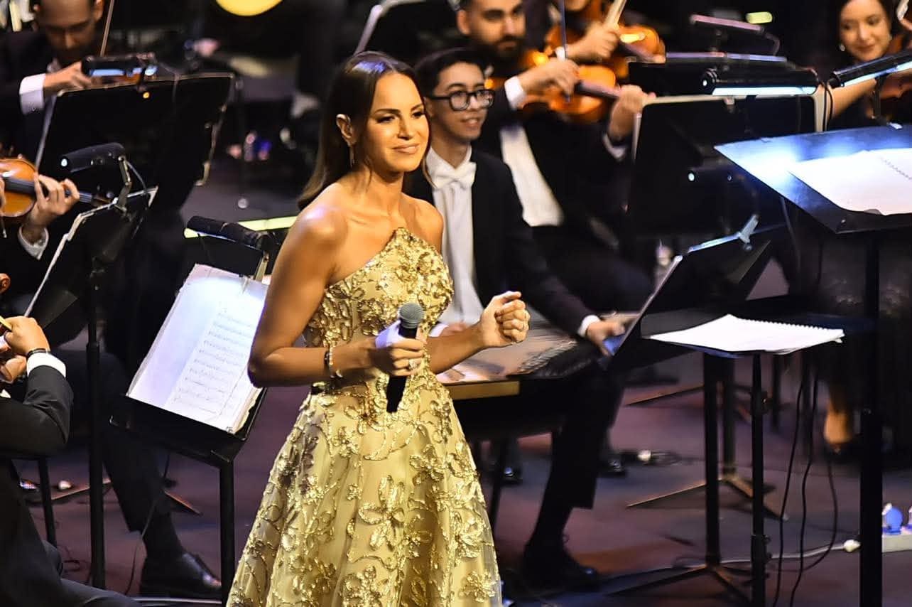 حفل الفنانة آمال ماهر في مهرجان الموسيقى العربية وسط حضور جماهيري كامل العدد