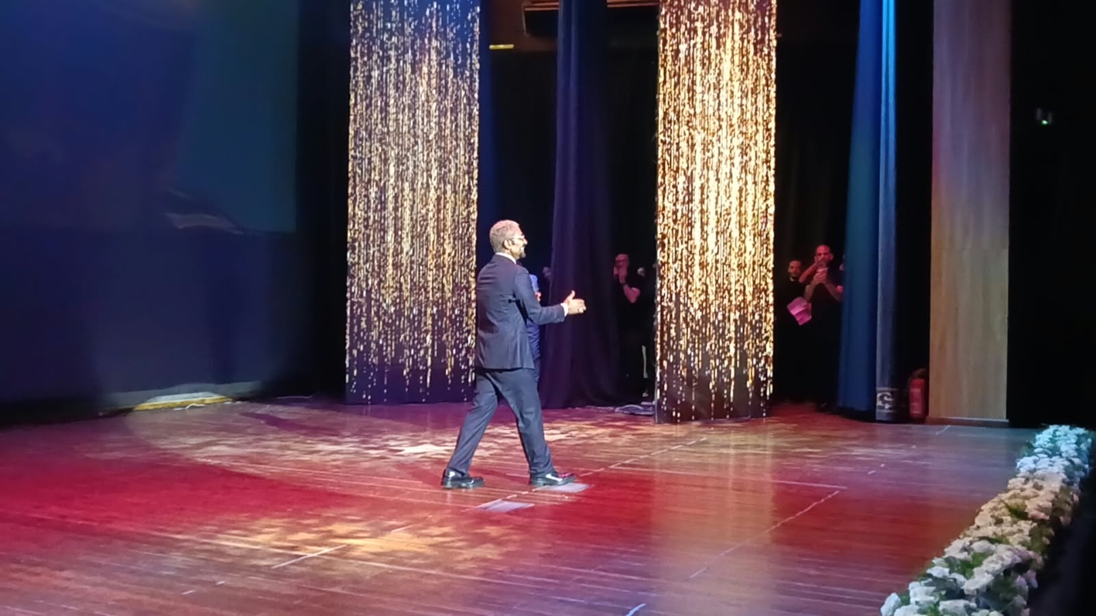 أحمد سعد مفاجأة افتتاح مهرجان نقابة المهن التمثيلية للمسرح المصري