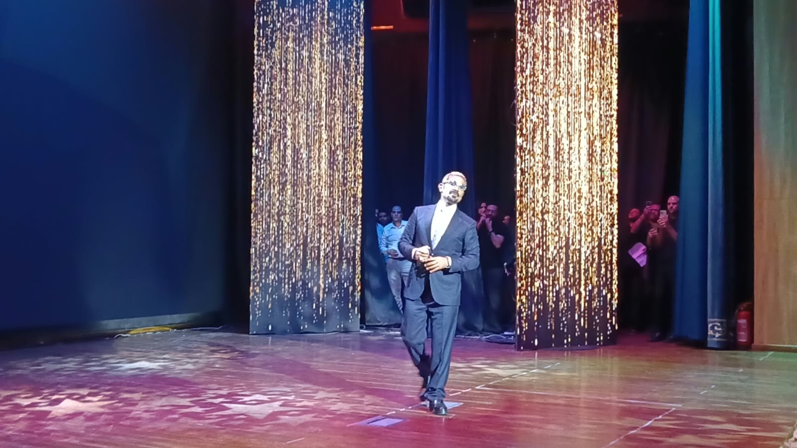 أحمد سعد مفاجأة افتتاح مهرجان نقابة المهن التمثيلية للمسرح المصري