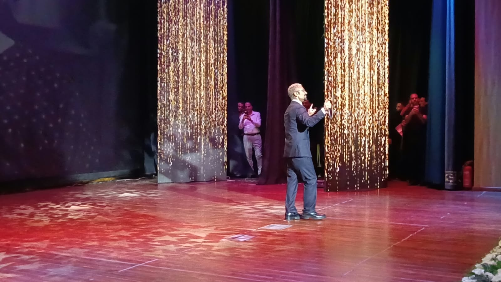 أحمد سعد مفاجأة افتتاح مهرجان نقابة المهن التمثيلية للمسرح المصري