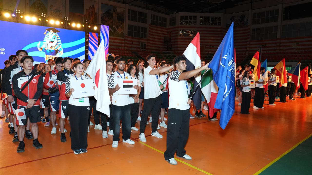 جانب من افتتاح بطولة العالم للجامعات للسباحة بالزعانف 2026