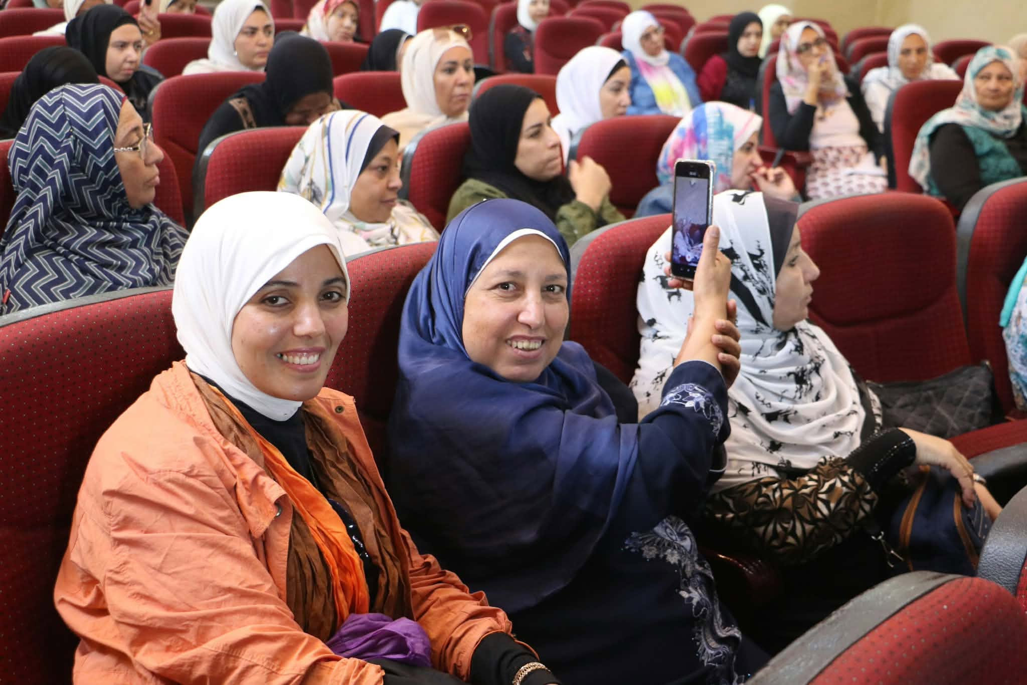  التسويق الإلكتروني في فعاليات القافلة الثقافية للمرأة بالإسكندرية 