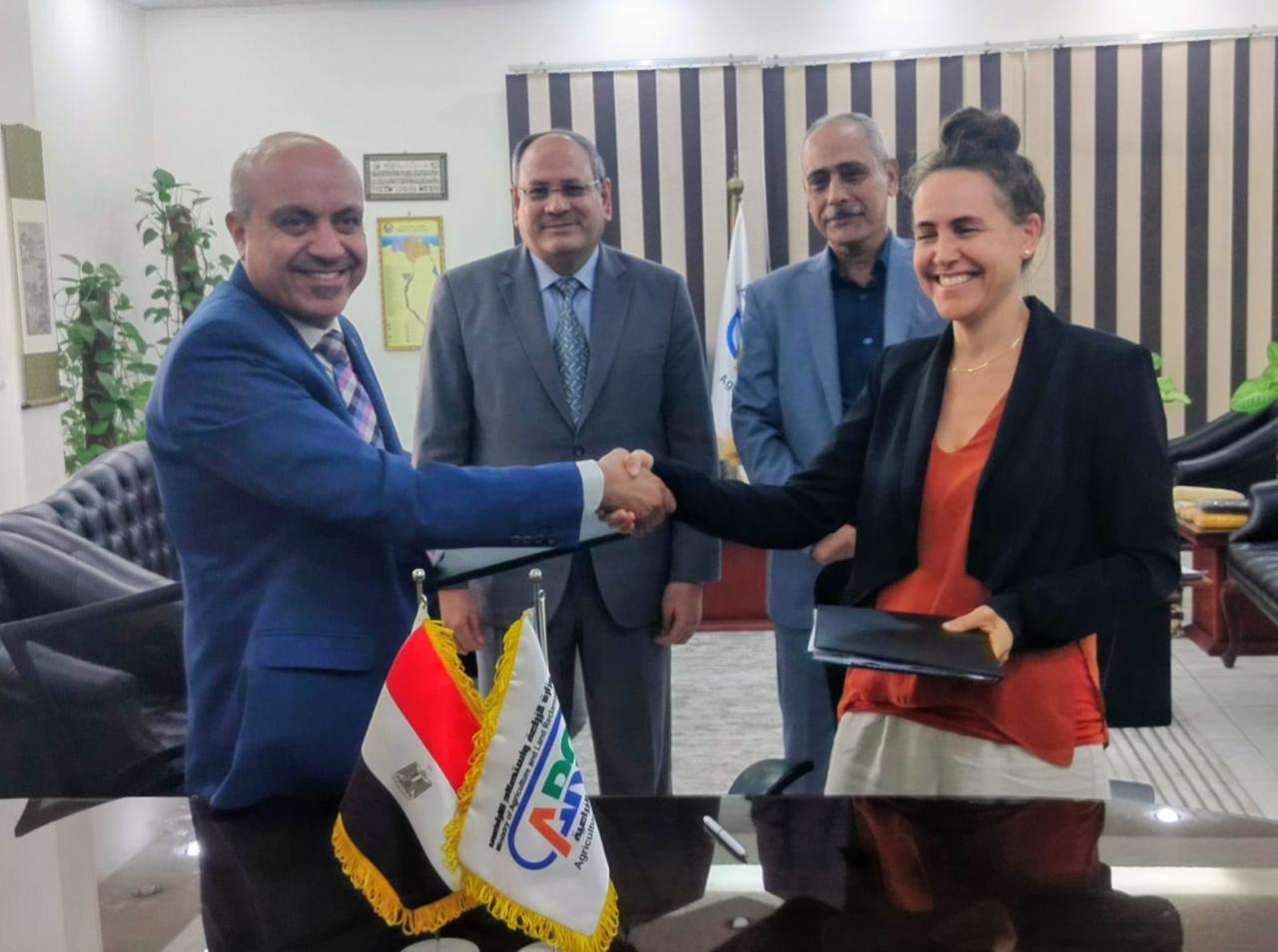  الزراعة  تنشر تقريرًا بأنشطة وجهود معامل ومعاهد  البحوث الزراعية 
