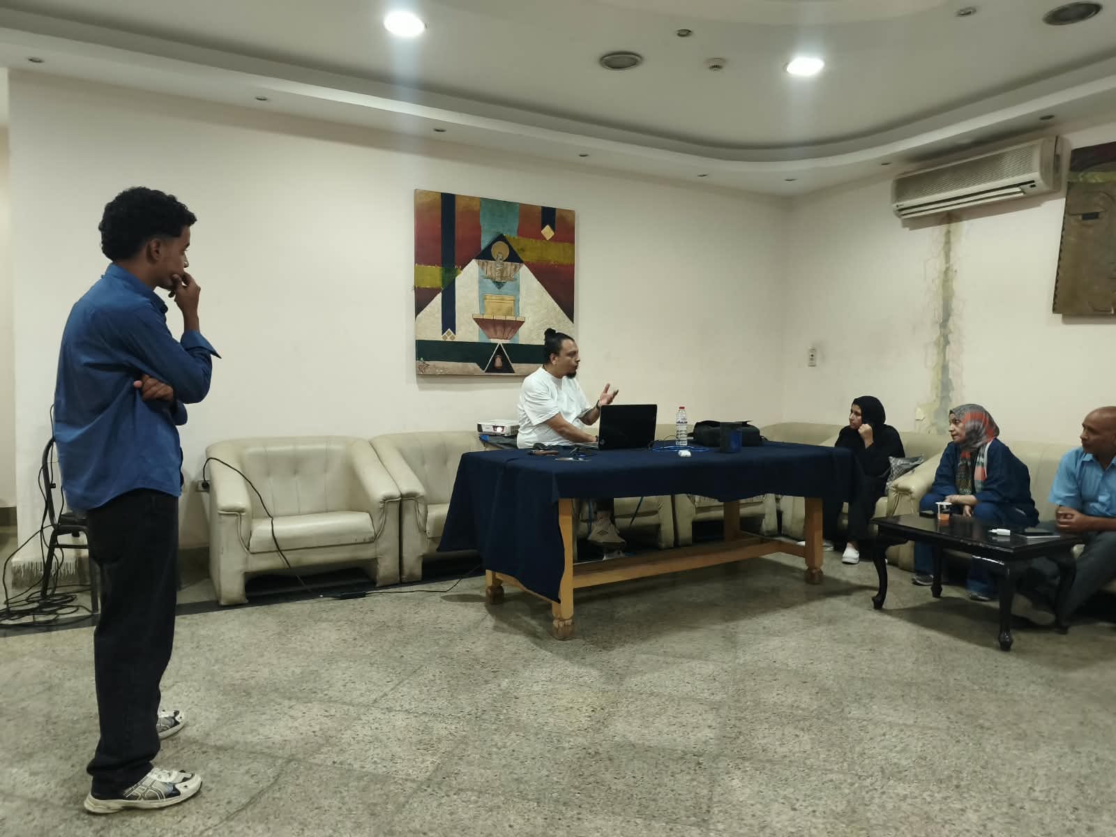 ورشة  أسس الإخراج المسرحي  بالأقصر