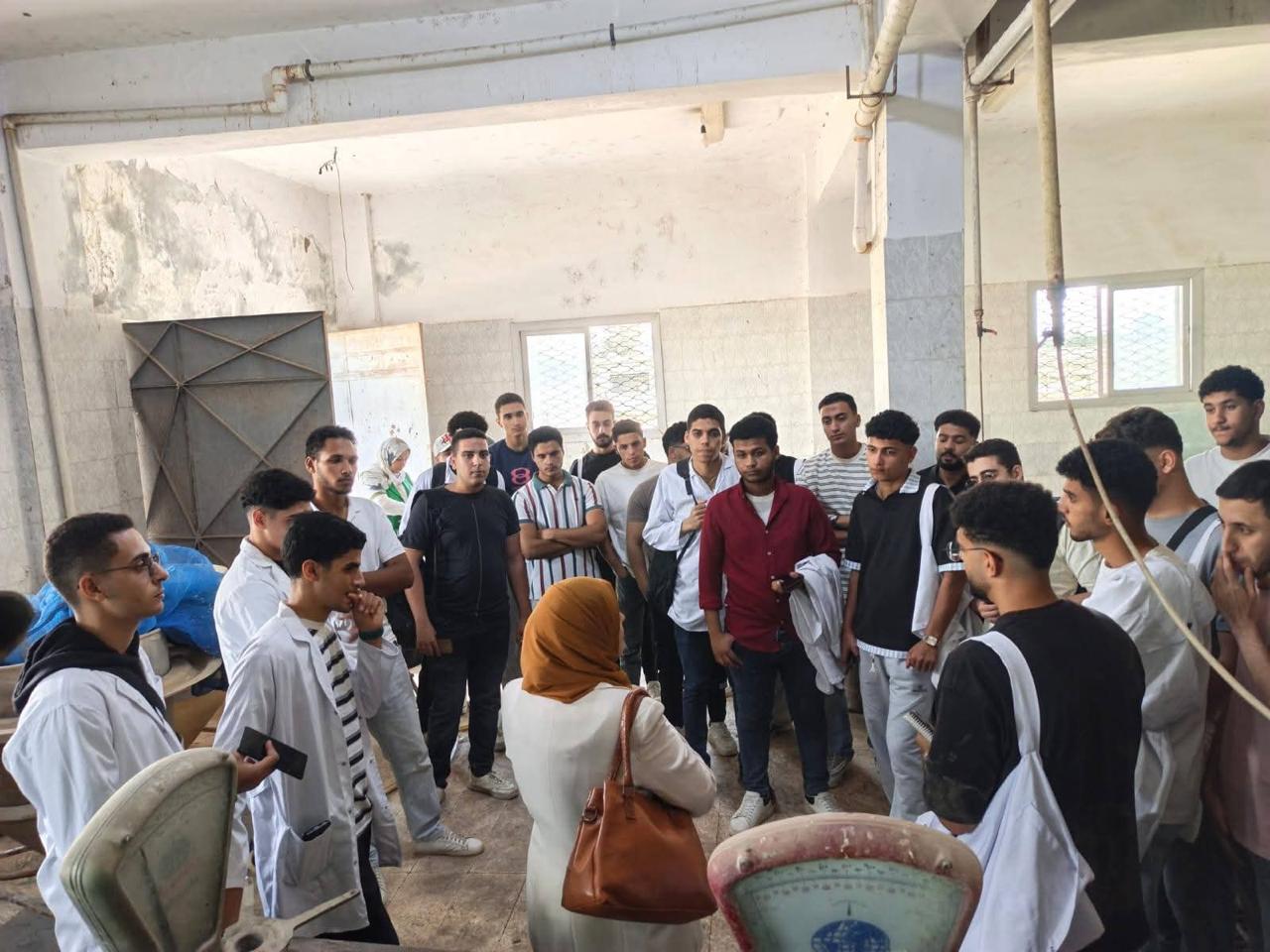 المركزي لبحوث الثروة السمكية يستقبل طلاب جامعة الزقازيق 