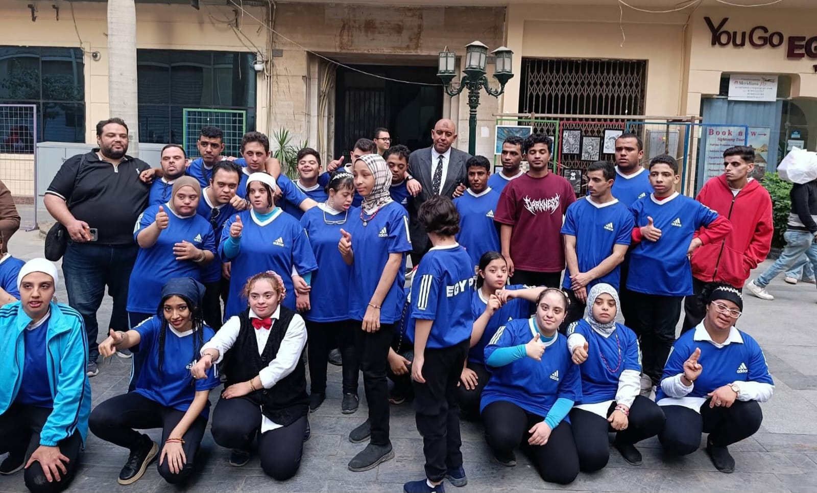 فرقة  ضي القلوب  لذوي الهمم تشارك في فعاليات  شارع الفن  