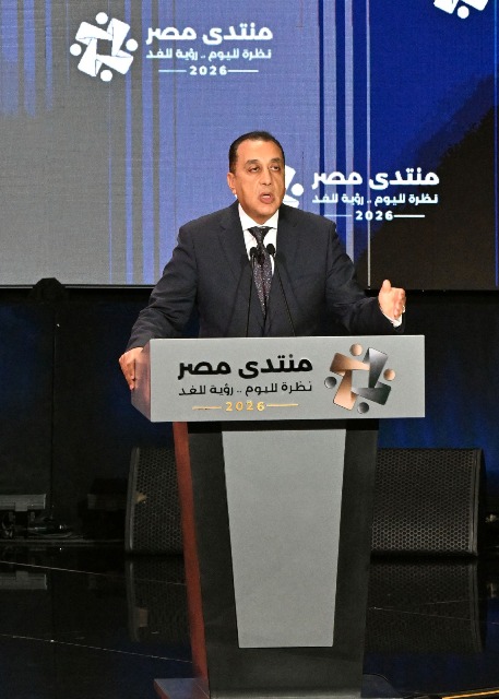 رئيس الوزراء يستعرض ما تحقق على أرض الدولة المصرية