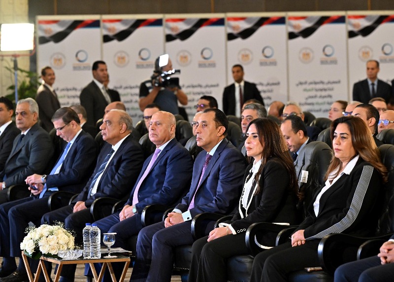 مشاركة رئيس الوزراء في افتتاح مؤتمر تكنولوجيا المياه والصرف الصحي 