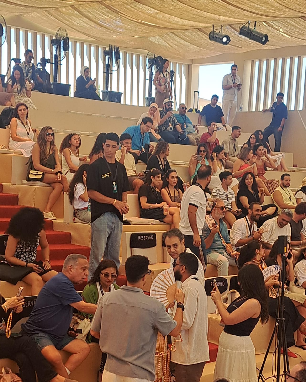  سبحة نجوم الجونة  تثير الجدل
