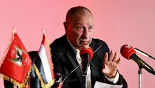 الخطيب يوجه رسالة تحذيرية للاعبي الأهلي (فيديو)
