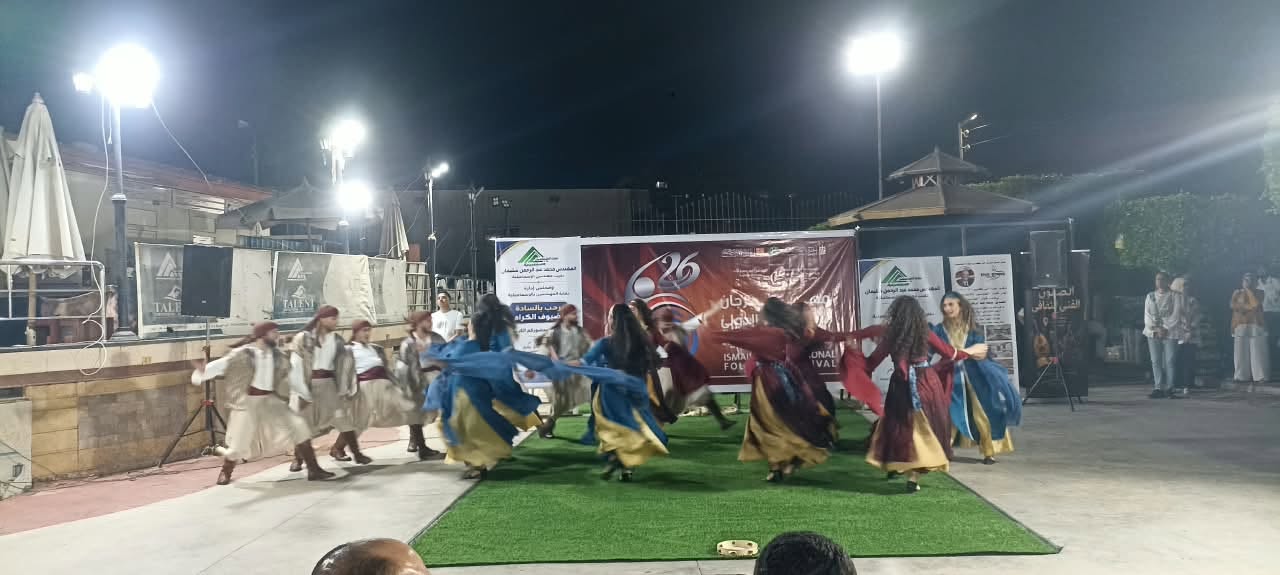 عروض الجزائر والأردن ولبنان والفنون الشعبية المصرية 