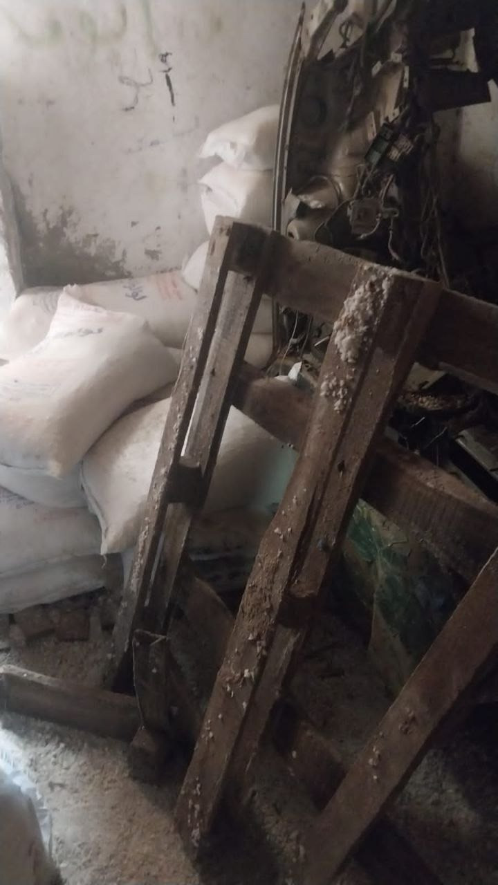 غلق مصنعين للألبان وإعدام منتجات مجهولة المصدر
