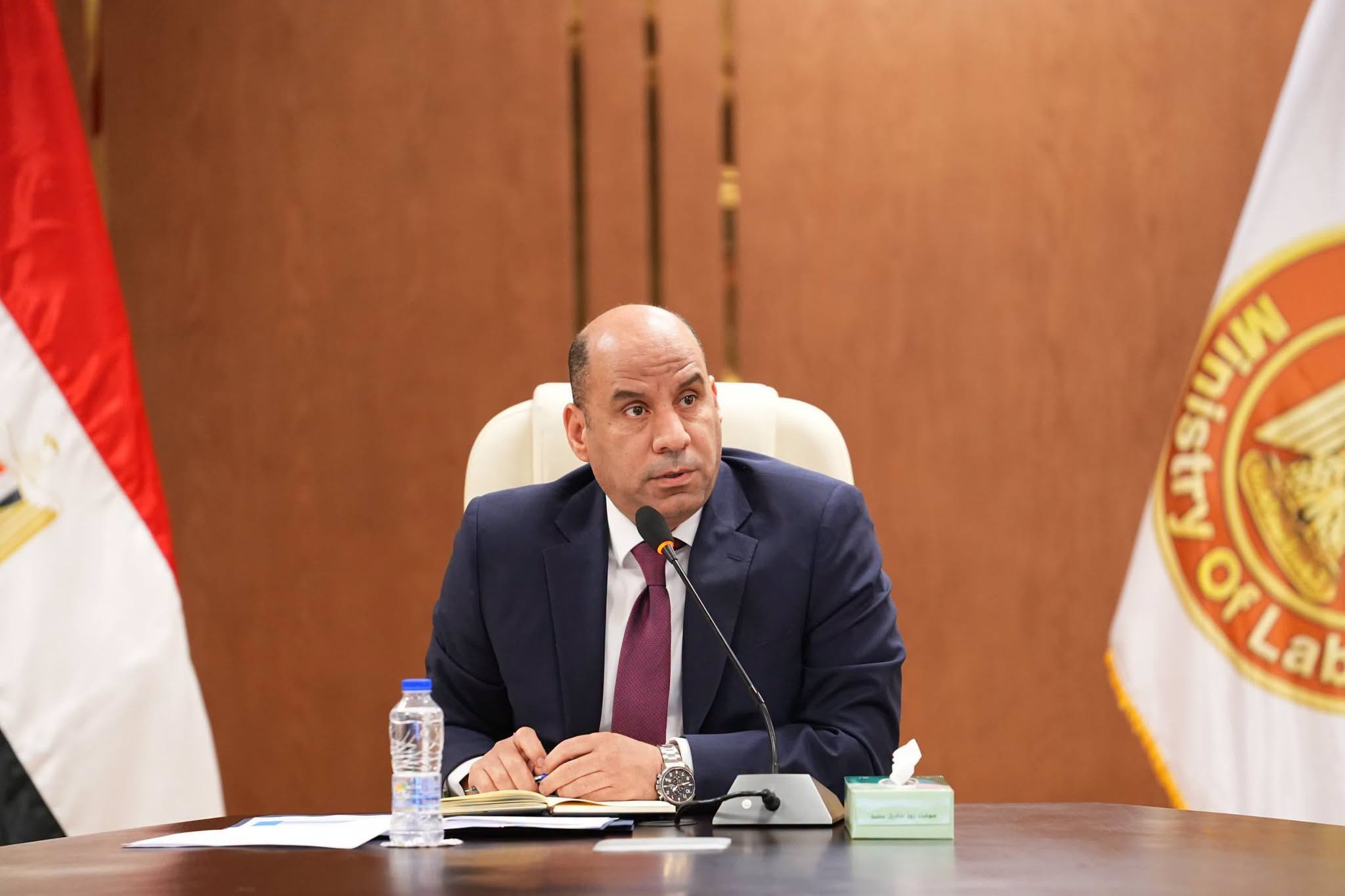 وزير العمل يترأس اجتماع المجلس الأعلى للتشاور الاجتماعي
