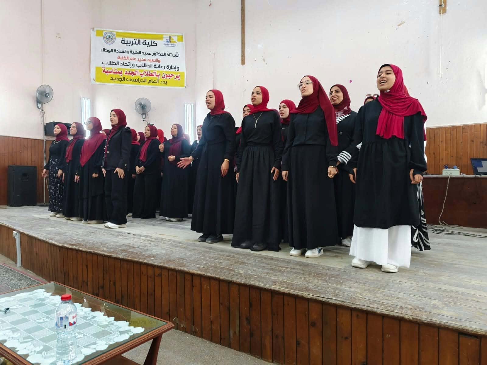 من فعاليات القافلة الثقافية بكلية التربية بجامعة دمياط