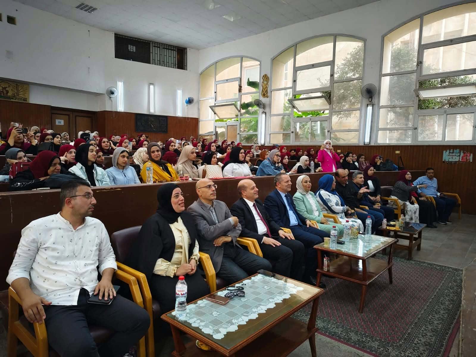 من فعاليات القافلة الثقافية بكلية التربية بجامعة دمياط