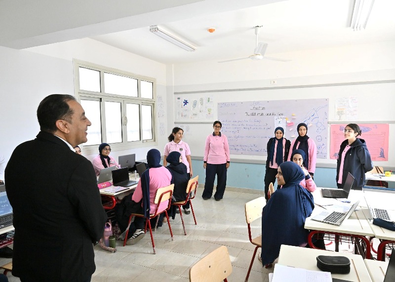 رئيس الوزراء يفتتح مدرسة المتفوقين في العلوم والتكنولوجيا STEM