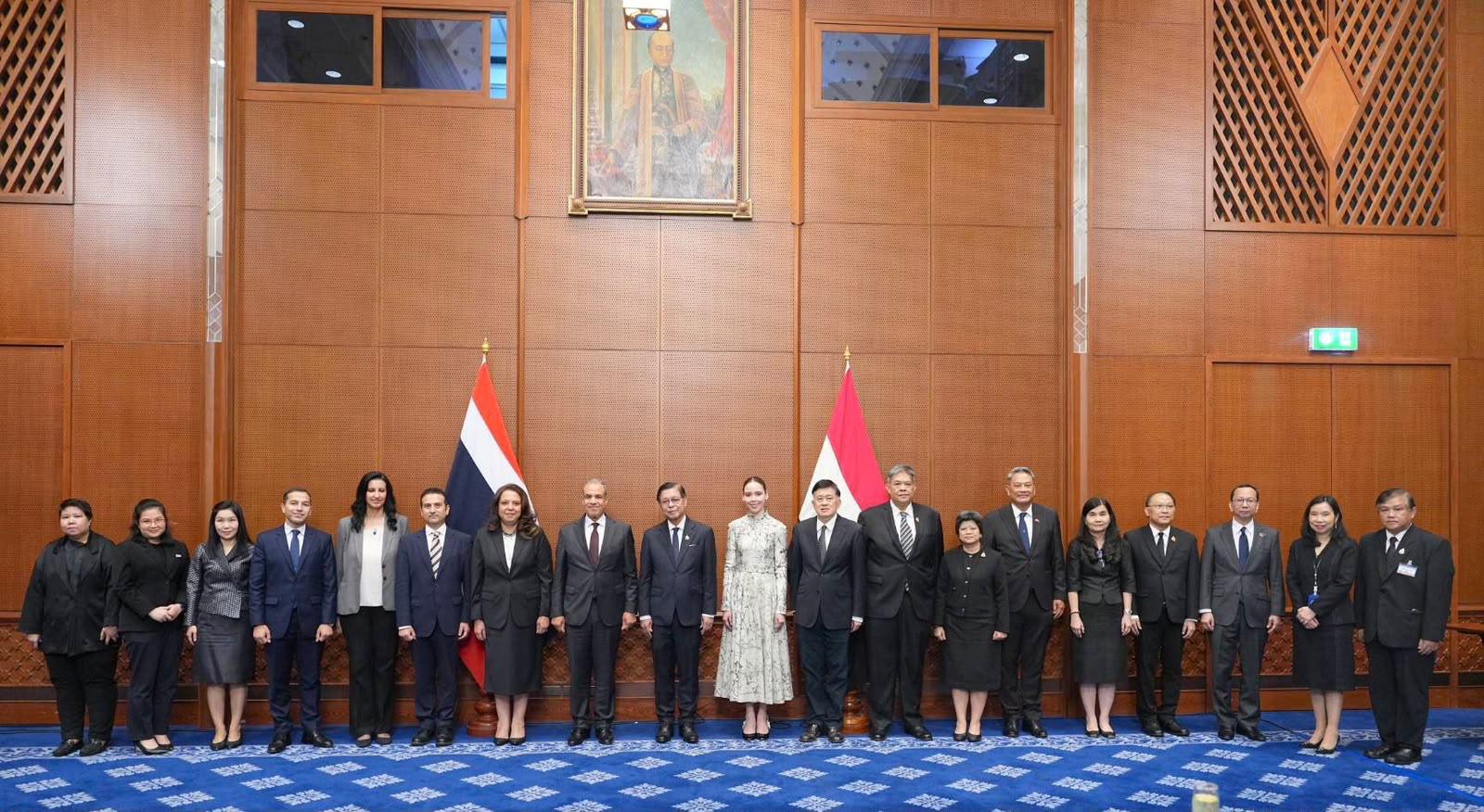 أعمال الدورة الثالثة للجنة الوزارية المشتركة بين مصر وتايلاند في بانجكوك