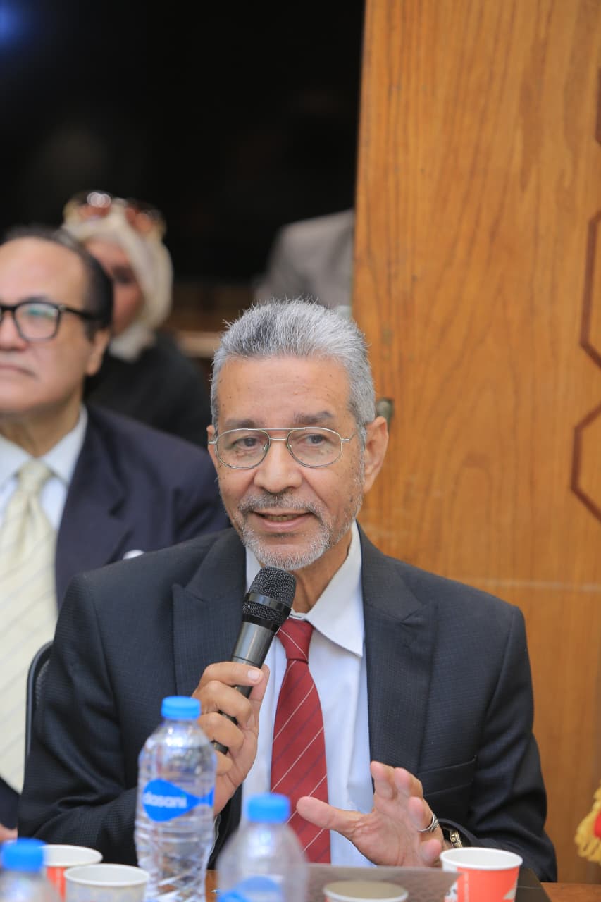  الاجتماع الأسبوعي لحزب الغد برئاسة المهندس موسى مصطفى موسى