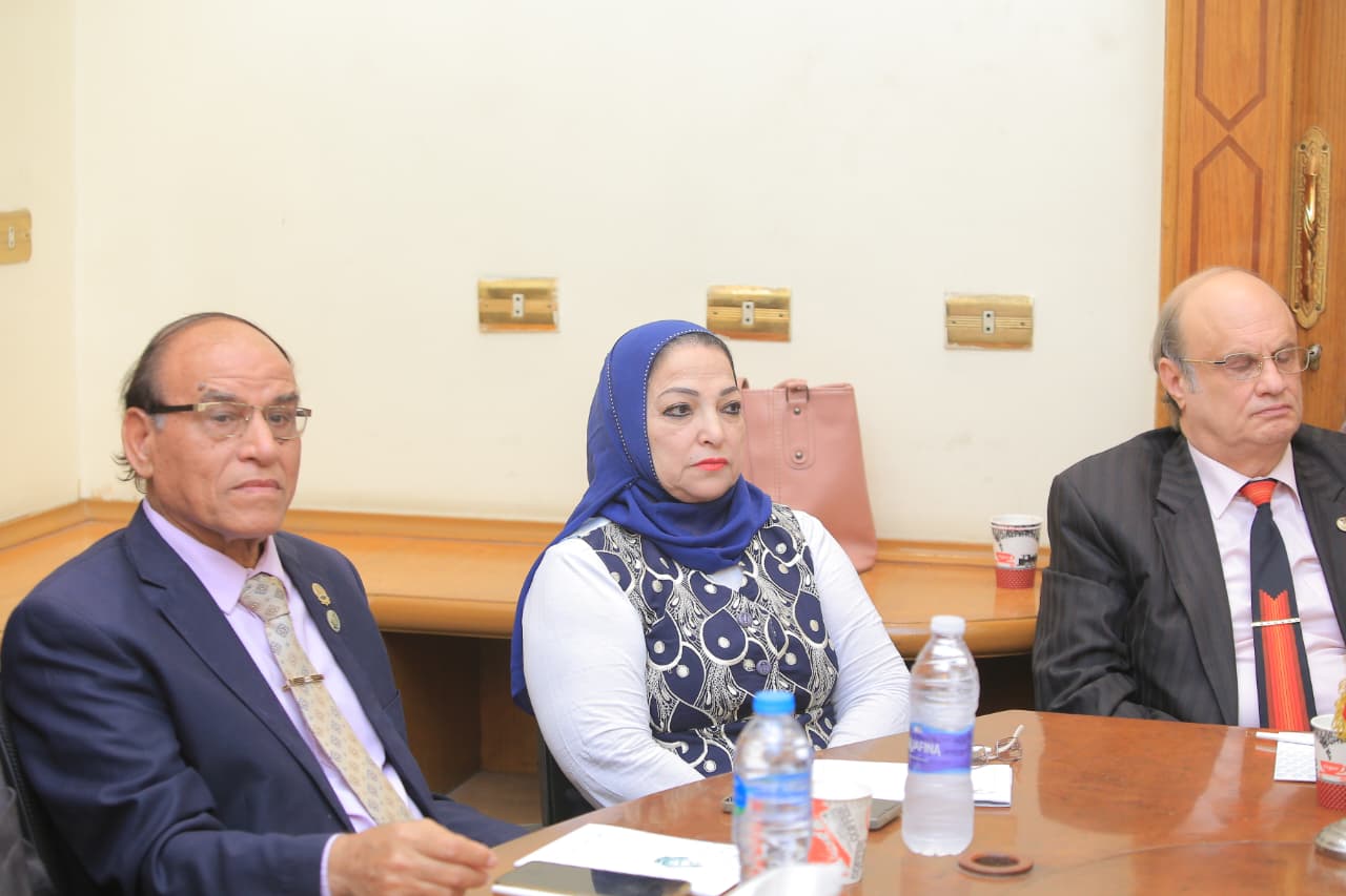  الاجتماع الأسبوعي لحزب الغد برئاسة المهندس موسى مصطفى موسى
