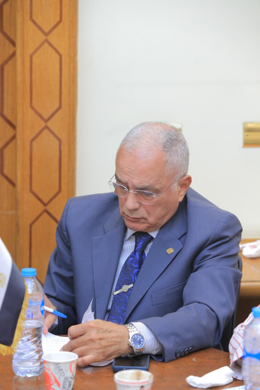  الاجتماع الأسبوعي لحزب الغد برئاسة المهندس موسى مصطفى موسى