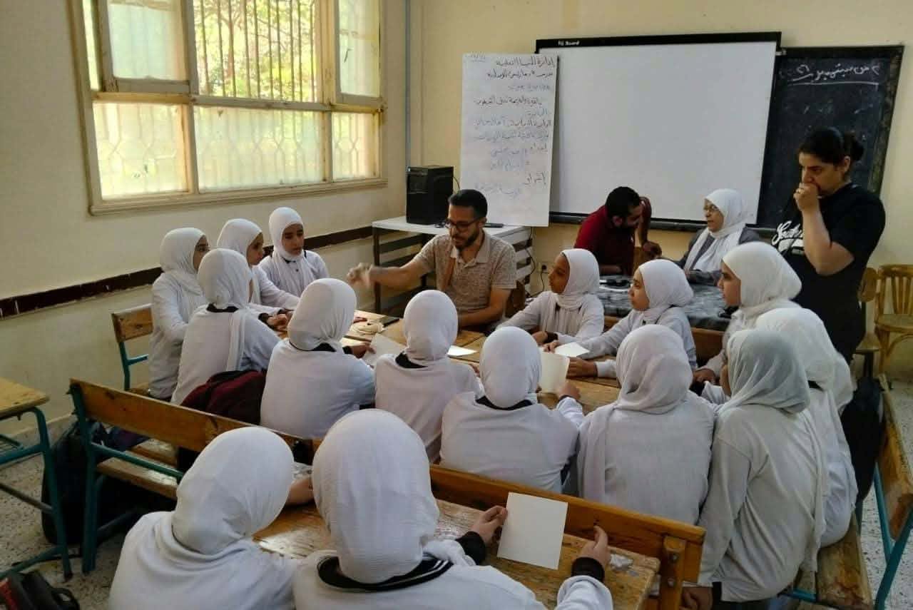 لقاءات تثقيفية ضمن أنشطة قصور الثقافة بمدارس المنيا