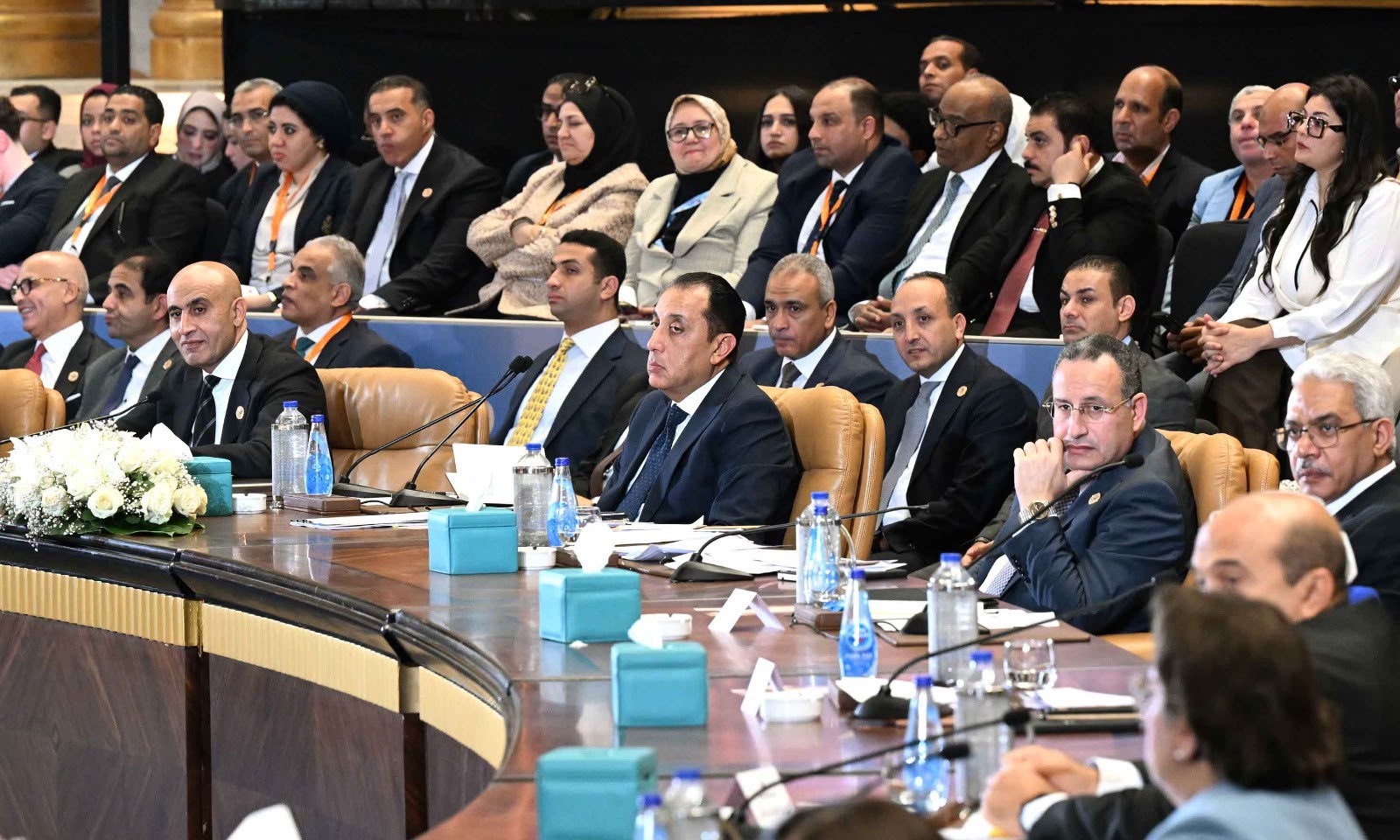  جلسة ماذا يتعلم أبناؤنا... وهل يؤهلهم ذلك للمستقبل 