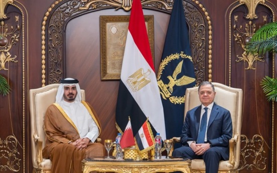 وزير الداخلية يوقع <a href=