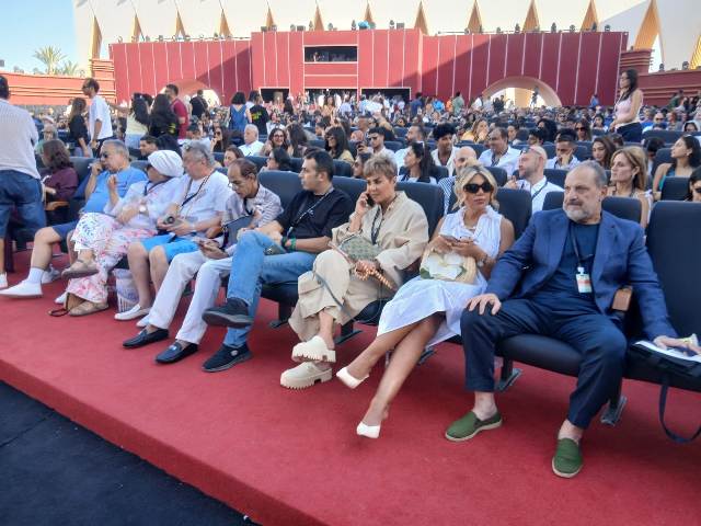  النجوم يتوافدون على ندوة مني زكي بمهرجان الجونة 