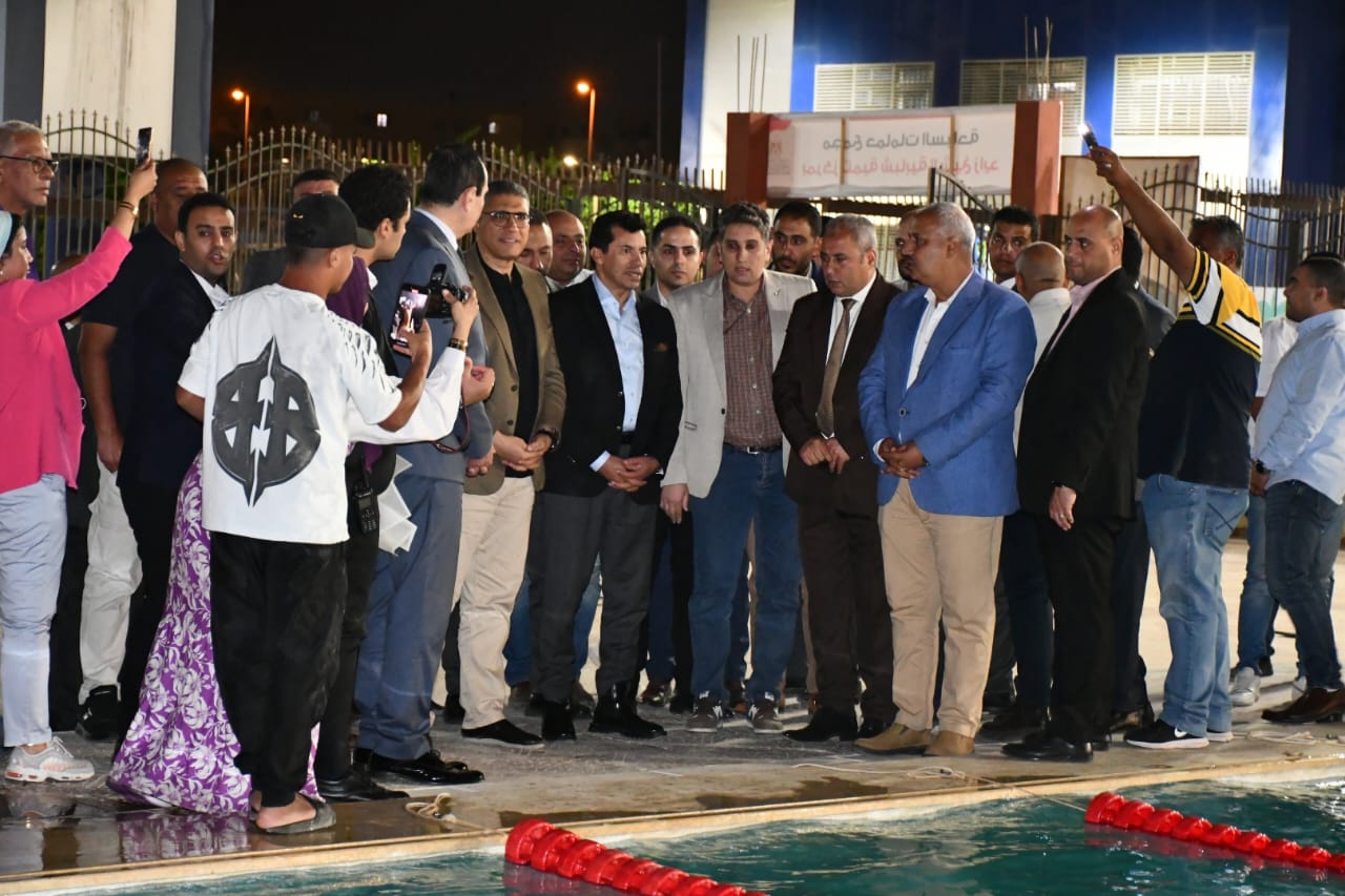 افتتاح حمام سباحة الشيخ زايد (3) افتتاح حمام سباحة الشيخ زايد (3)