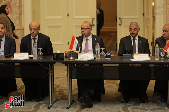 رئيس الرقابة المالية يستعرض مع رؤساء التحرير تطوير القطاع المالي غير المصرفي رئيس الرقابة المالية يستعرض مع رؤساء التحرير تطوير القطاع المالي غير المصرفي