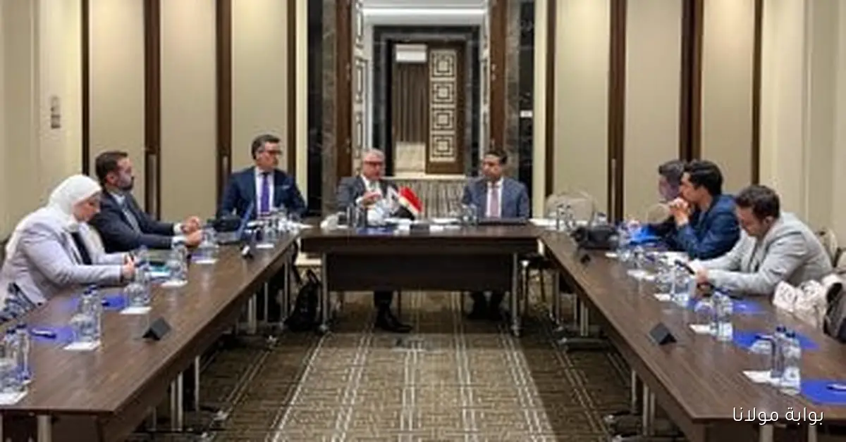 لقاء مثمر بين رئيس اقتصادية قناة السويس والمجلس التصديري للغزل والنسيج في تركيا