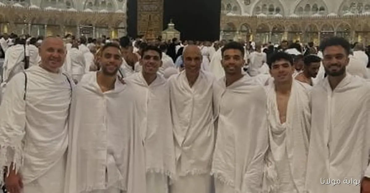لاعبو بيراميدز يزورون العمرة قبل العودة إلى القاهرة في أجواء روحانية مميزة
