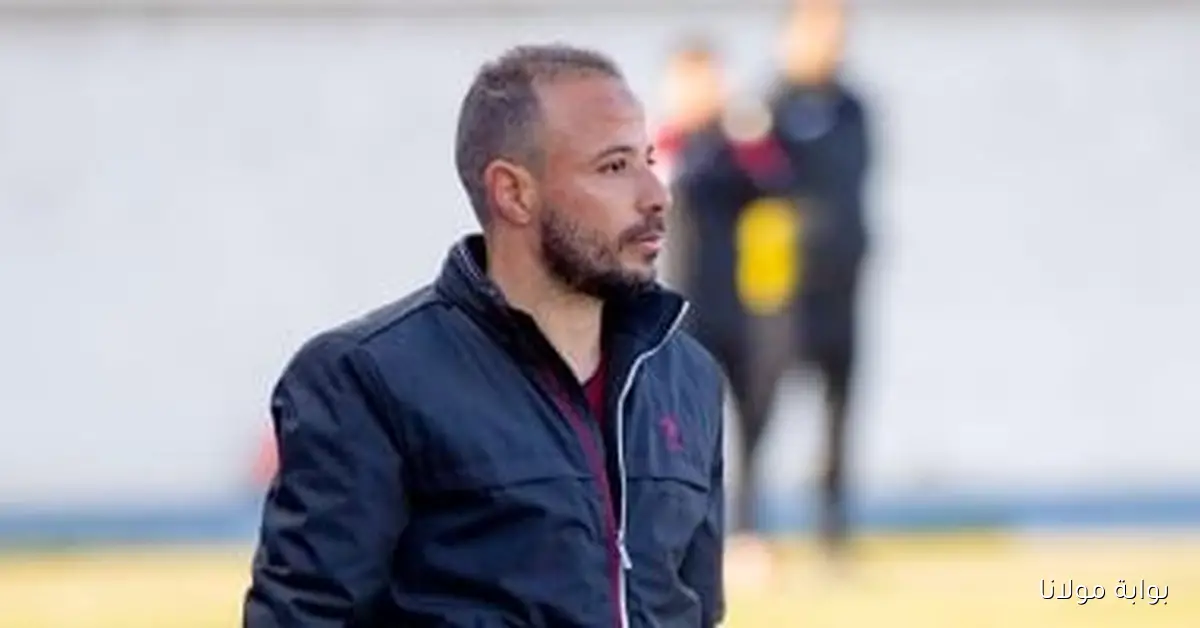 محمد مكي يقود تدريبات المقاولون العرب بعد تجديد الثقة فيه