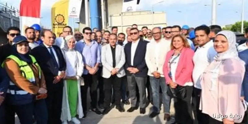 وزير الإسكان ومحافظ الشرقية يقومان بجولة تفقدية في محطة أبو كبير لمعالجة الصرف الصحي