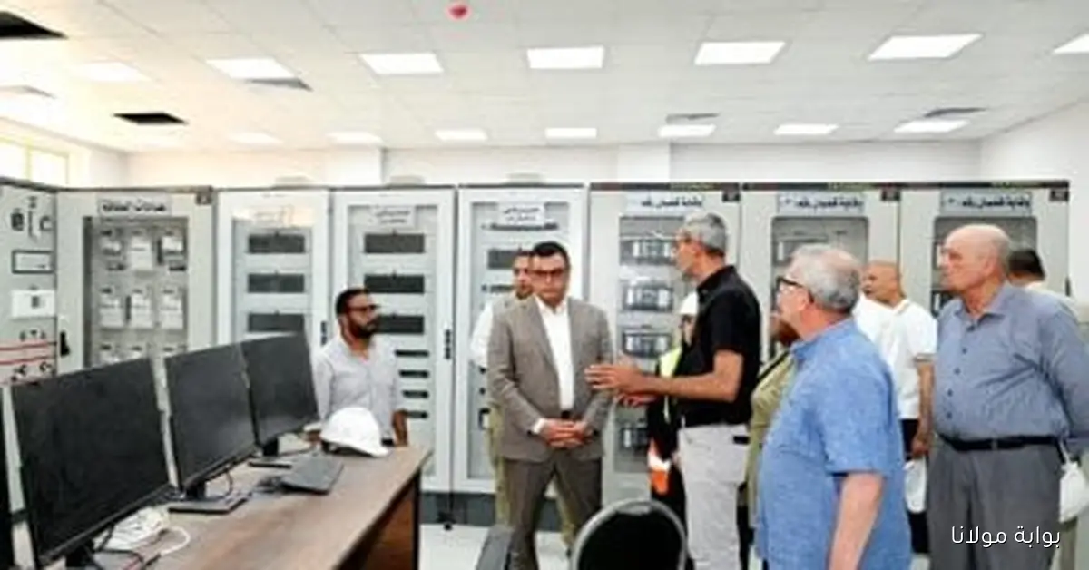 وزير الإسكان يتجول في محطة محولات كهرباء التوسعات الشرقية في 6 أكتوبر