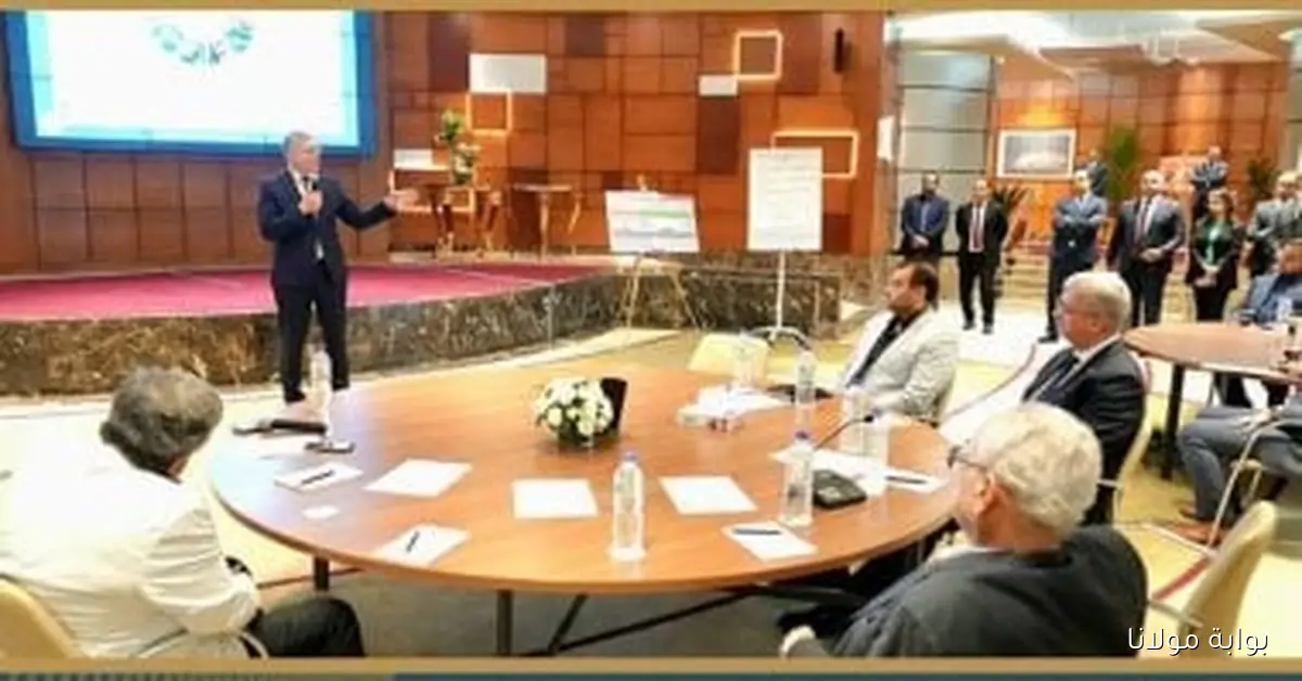 وزير البترول يزور برنامج بتروجت لتعزيز المهارات القيادية وتطويرها