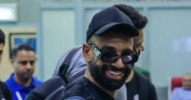 كواليس سفر منتخب مصر إلى المغرب لمواجهة جيبوتي.. لوك النظارات السوداء