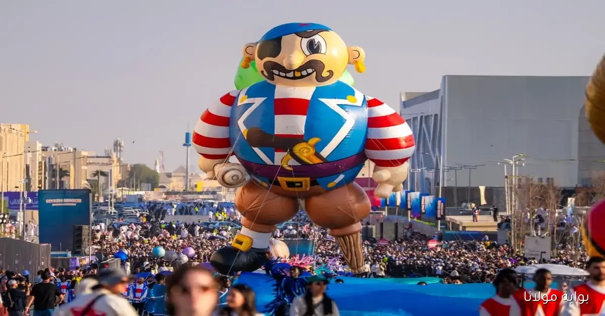 افتتاح موسم الرياض بموكب جماهيري مذهل وبالونات نيويورك العملاقة