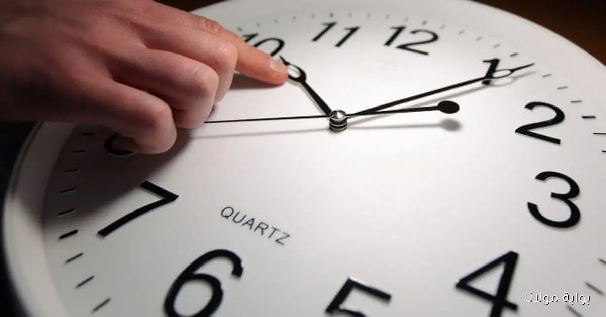 إستعد الساعه هتتغير متى؟.. موعد العمل بالتوقيت الشتوي في مصر هذا الشهر