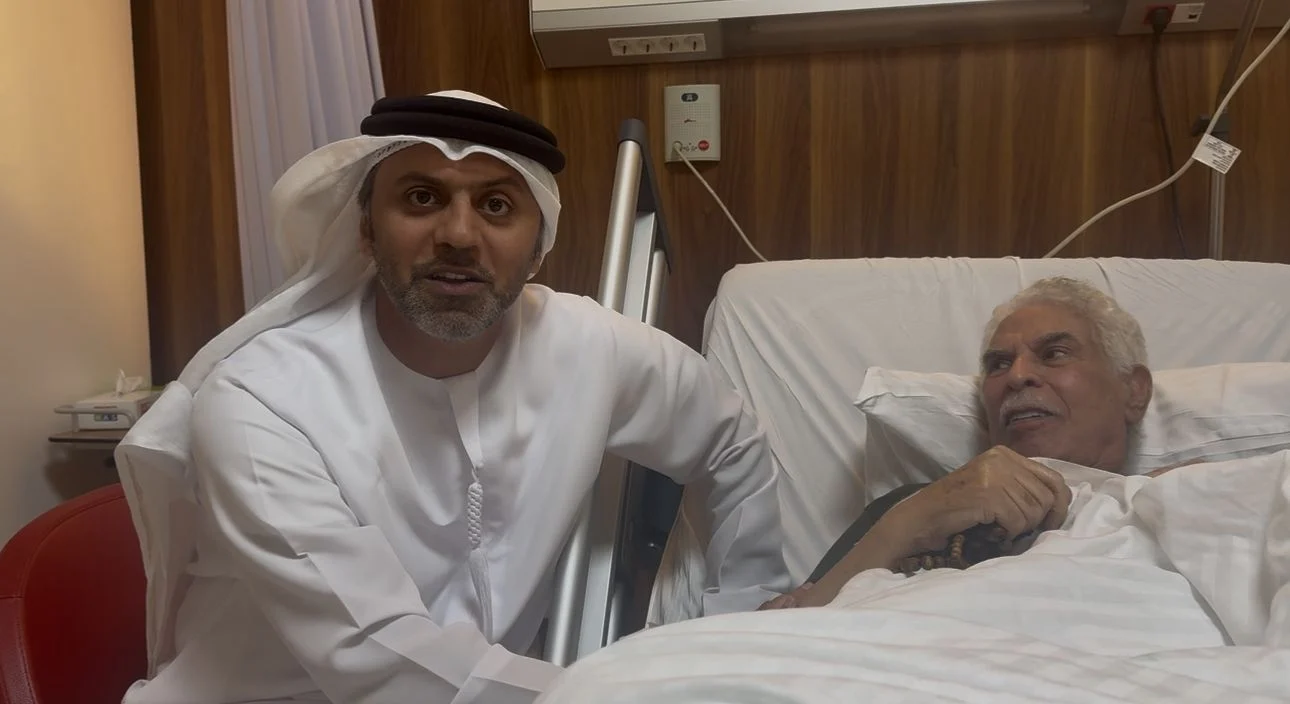 السفير حمد عبيد الزعابي وكابتن حسن شحاته السفير حمد عبيد الزعابي وكابتن حسن شحاته