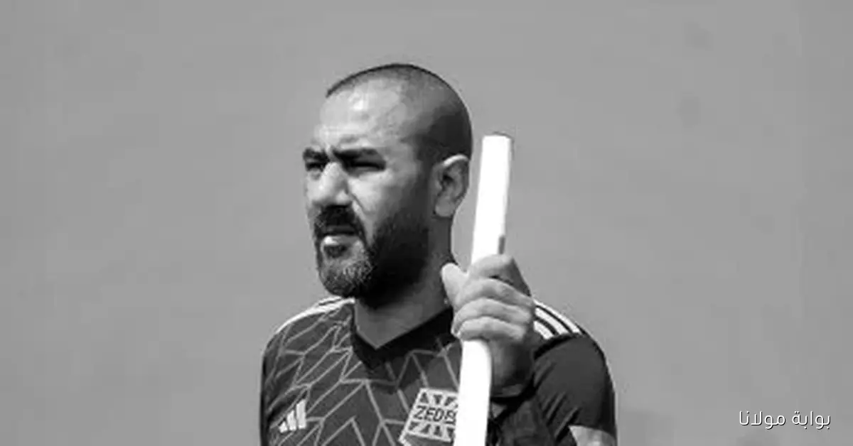 محمد شوقي نجم الأهلي يحتفل ببلوغه 44 عاماً اليوم