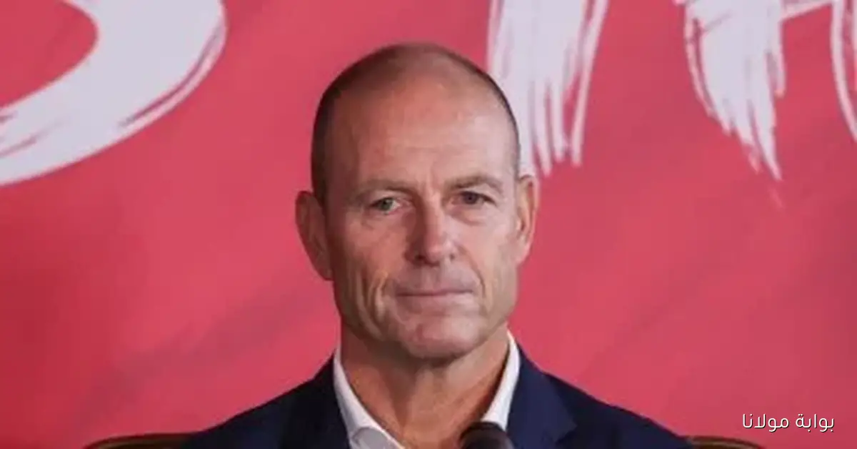 مساعدو توروب يصلون القاهرة غدًا لبدء رحلتهم مع الأهلي