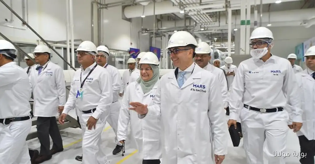 وزير الاستثمار يؤكد أهمية تعزيز الصناعة المحلية وزيادة القيمة المضافة للاقتصاد