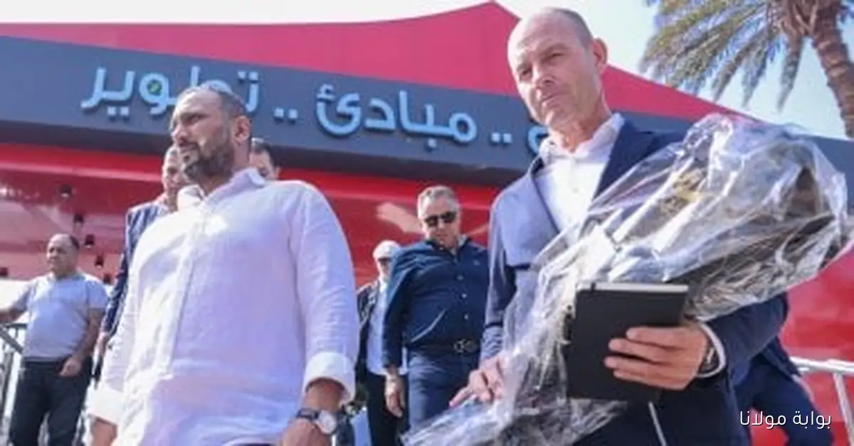 وصول ياس سوروب المدرب الجديد للأهلي إلى النادي