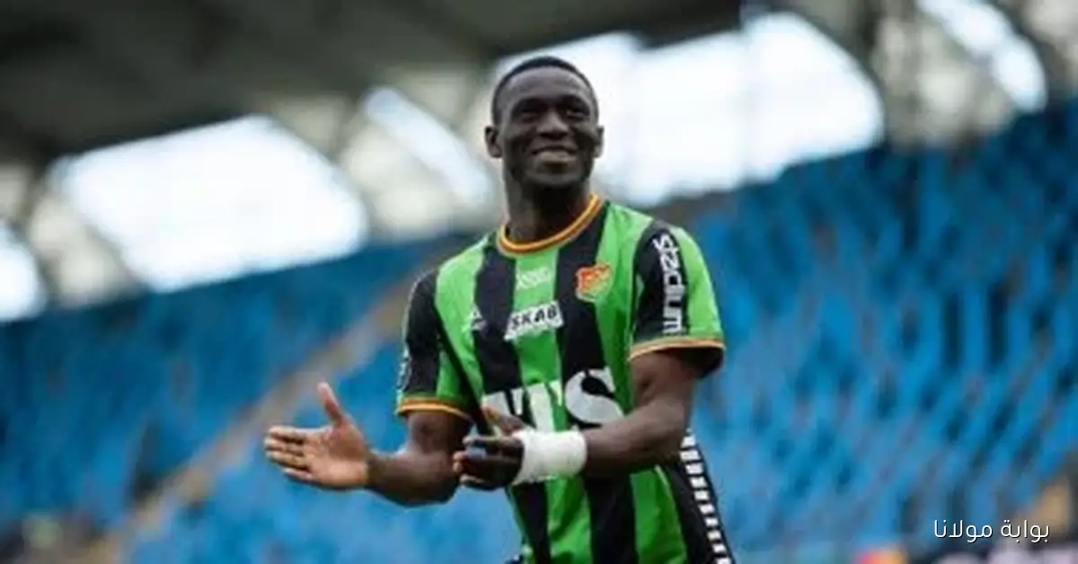الأهلي يقترب من تعزيز هجومه بصفقتين أجنبيتين في يناير