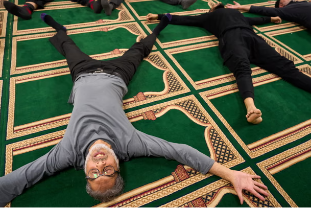 المصلون فى برادفورد