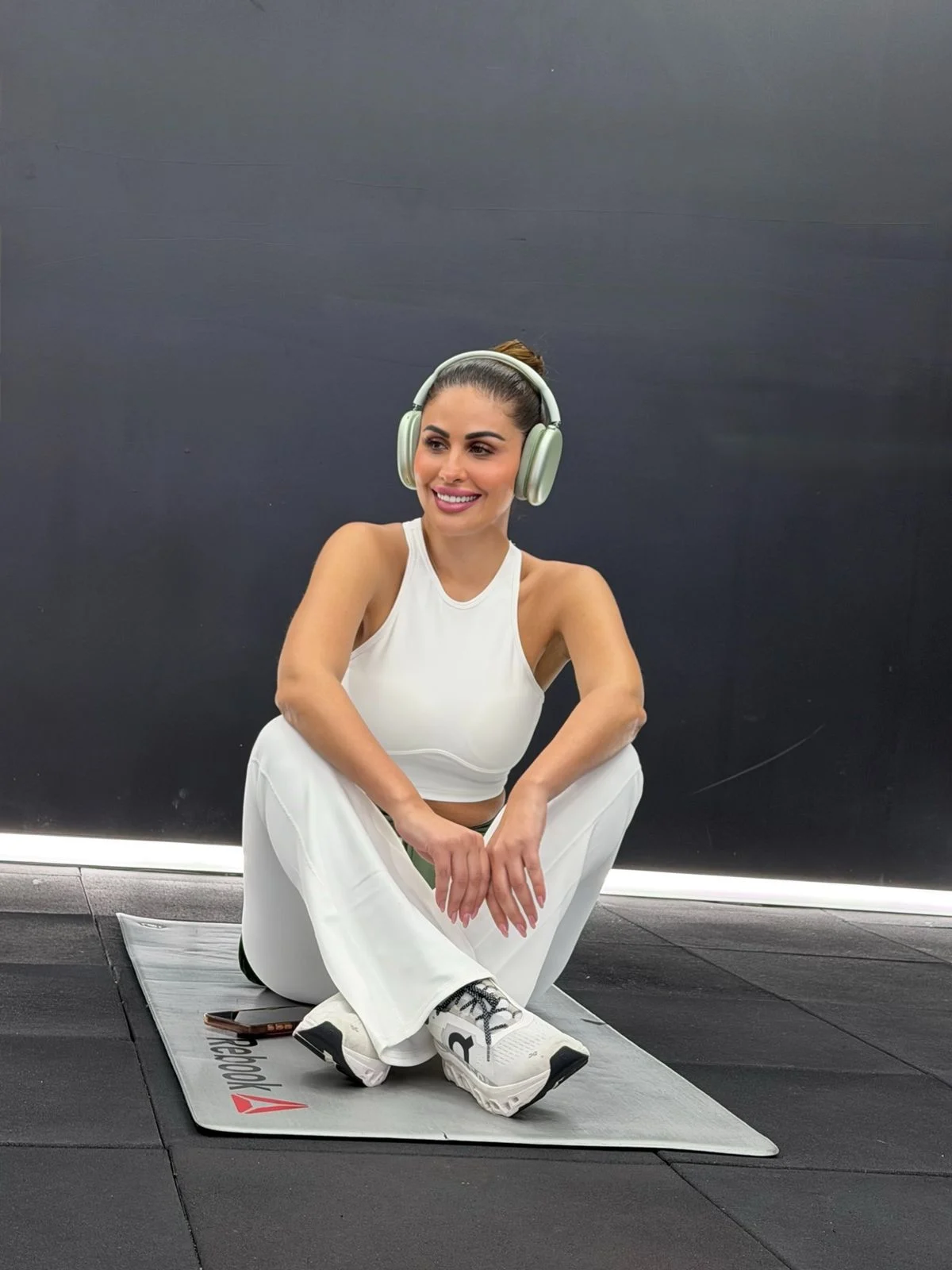 b303c079-8fed-4077-851d-ecc009e3c810 - Copy