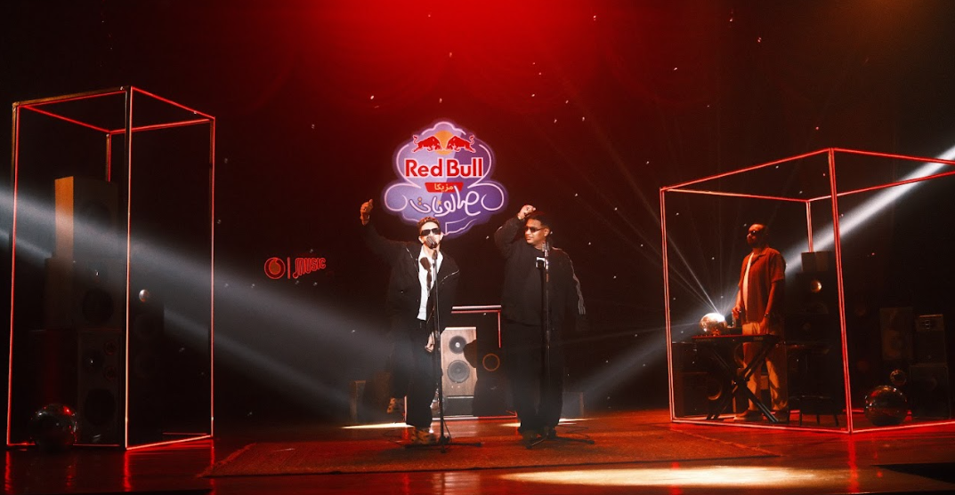 حلقة مزيكا صالونات