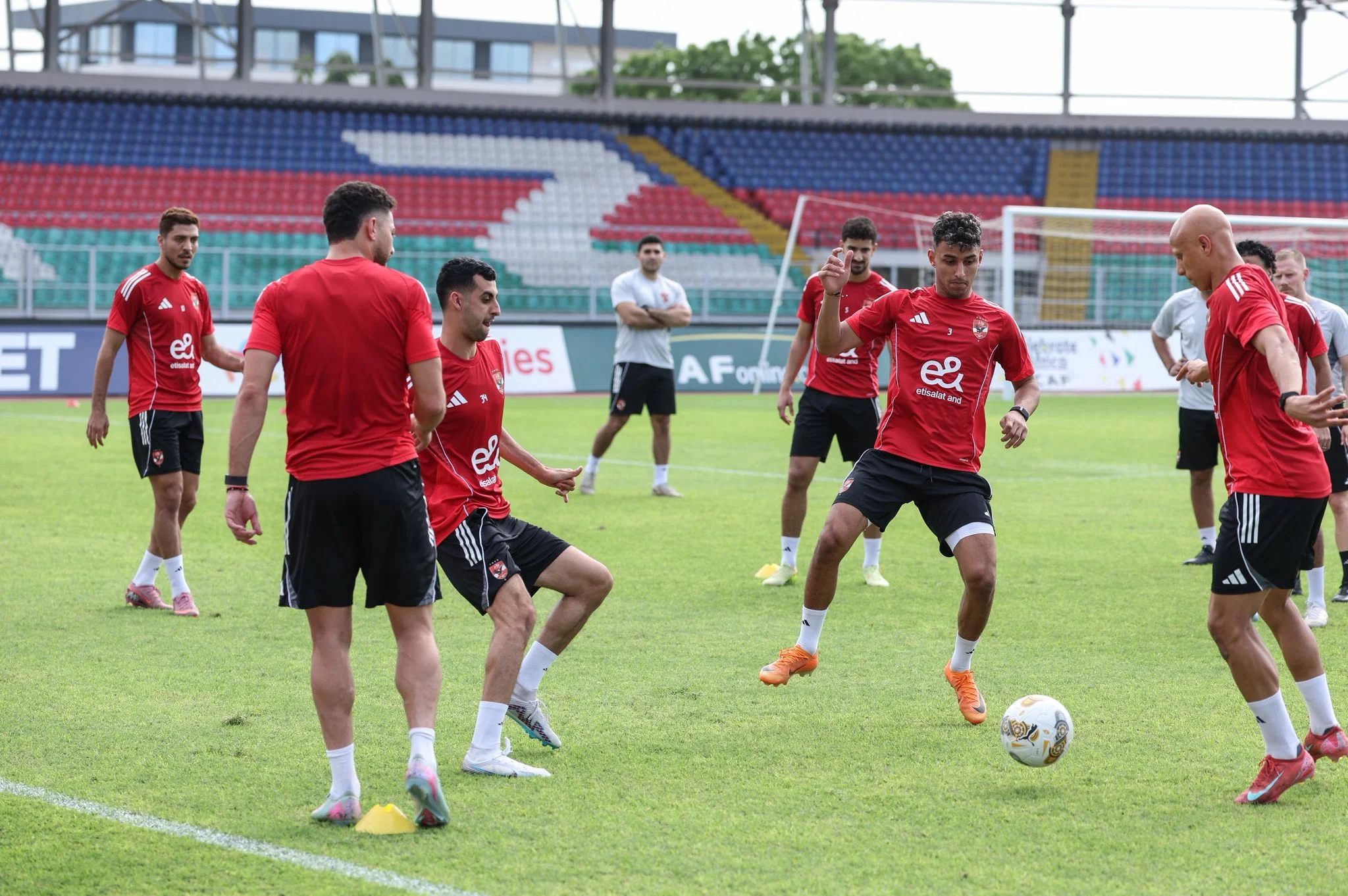 مران الأهلى الرئيسي