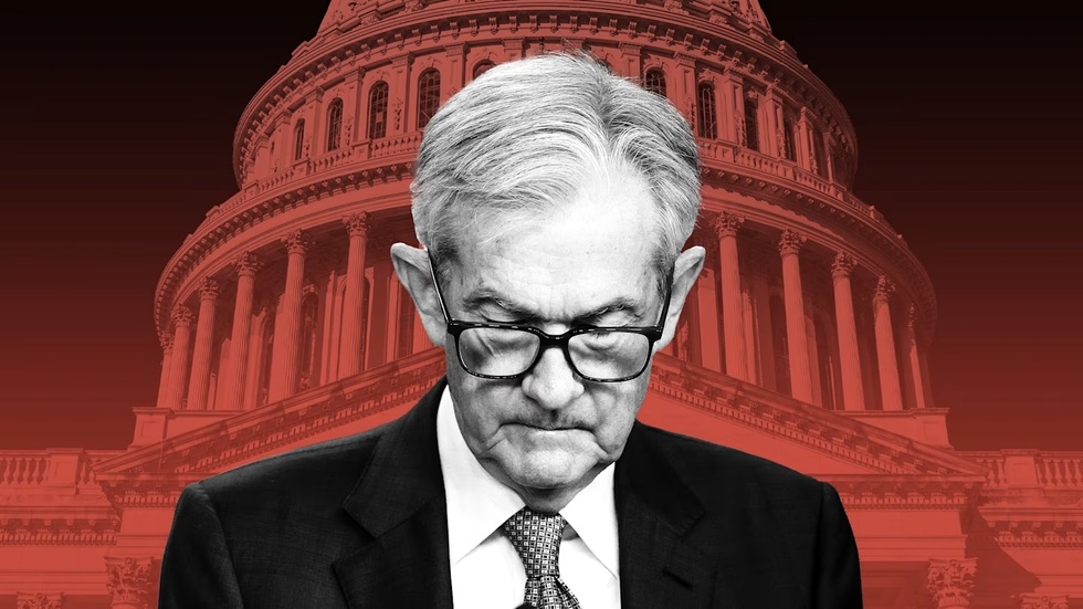 Giải mã cú sập 500 USD của vàng: Ai đang thực sự giật dây giá kim loại quý? - 3